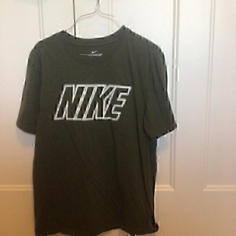 Nike Women’s size medium olive green Nike T-shirt